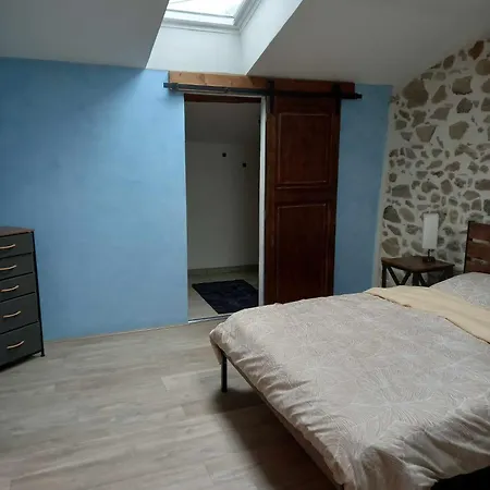 Maison Neuve Parc Naturel Livradois Forez Animal Accepte