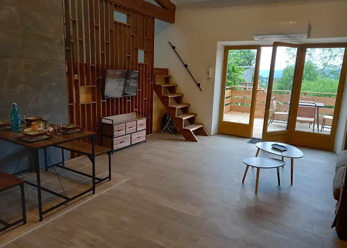 Maison Neuve Parc Naturel Livradois Forez Animal Accepte *